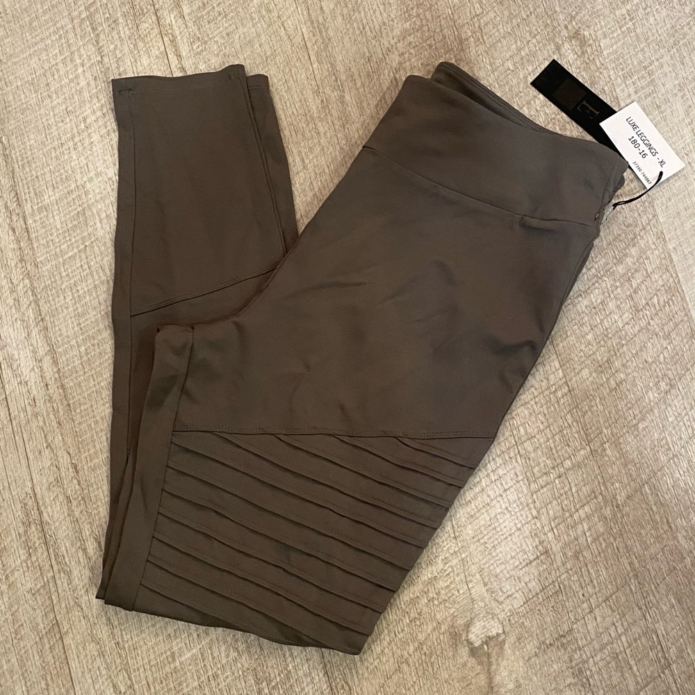XL LuLaRoe Luxe Leggings